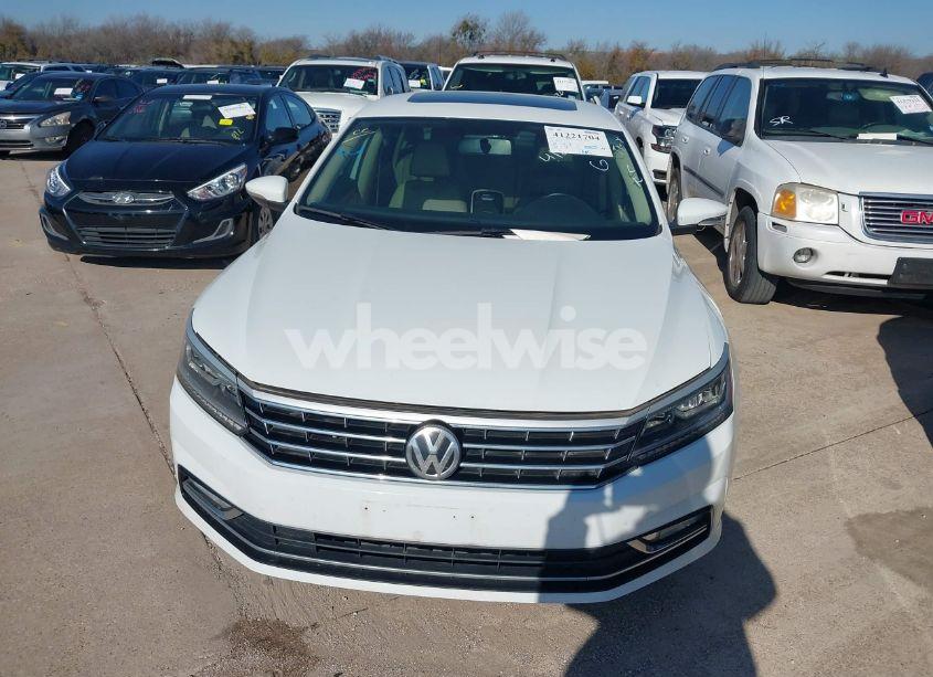 Photo 12 of 2017 Volkswagen Passat 1.8T SE (VIN 1VWBT7A39HC006355)