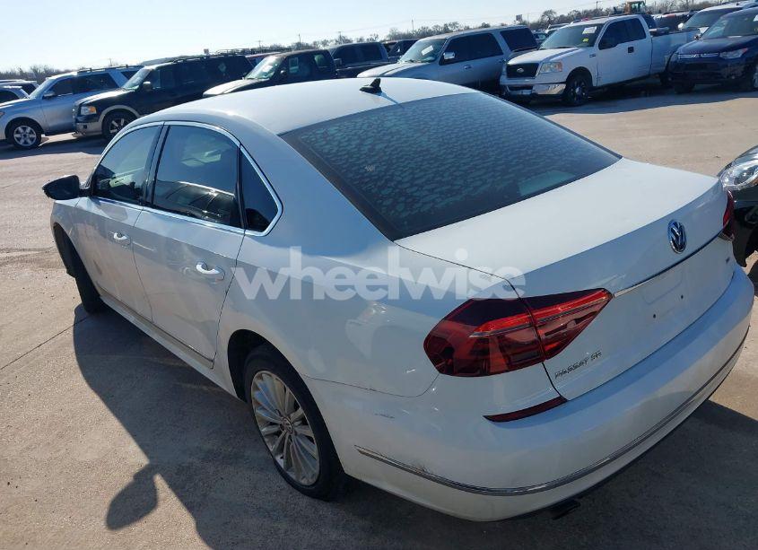 Photo 3 of 2017 Volkswagen Passat 1.8T SE (VIN 1VWBT7A39HC006355)