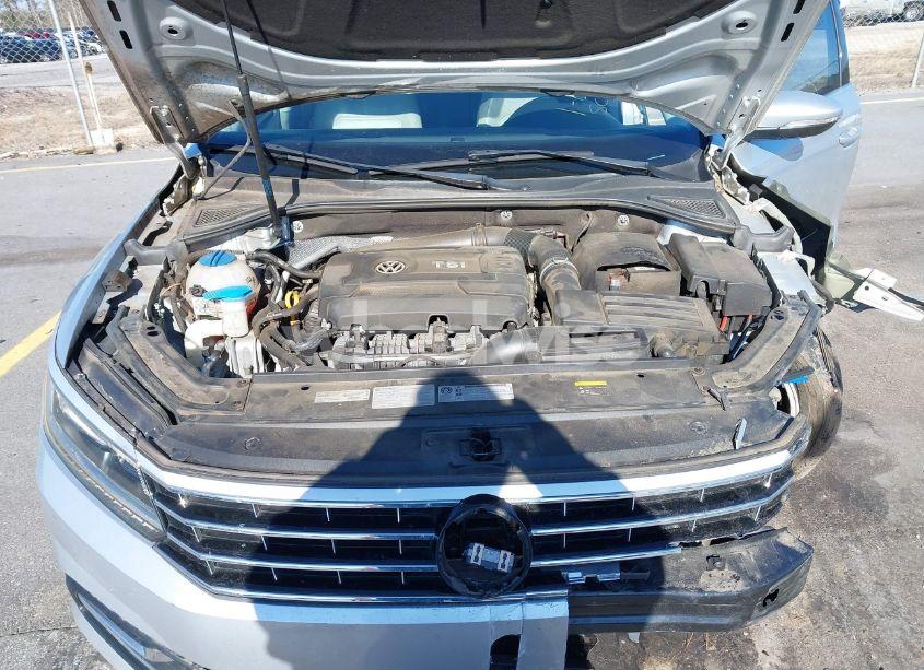 Photo 10 of 2017 Volkswagen Passat 1.8T SE (VIN 1VWBT7A39HC027965)