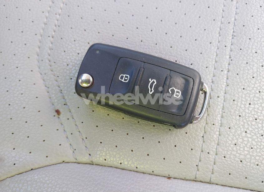 Photo 11 of 2017 Volkswagen Passat 1.8T SE (VIN 1VWBT7A39HC027965)