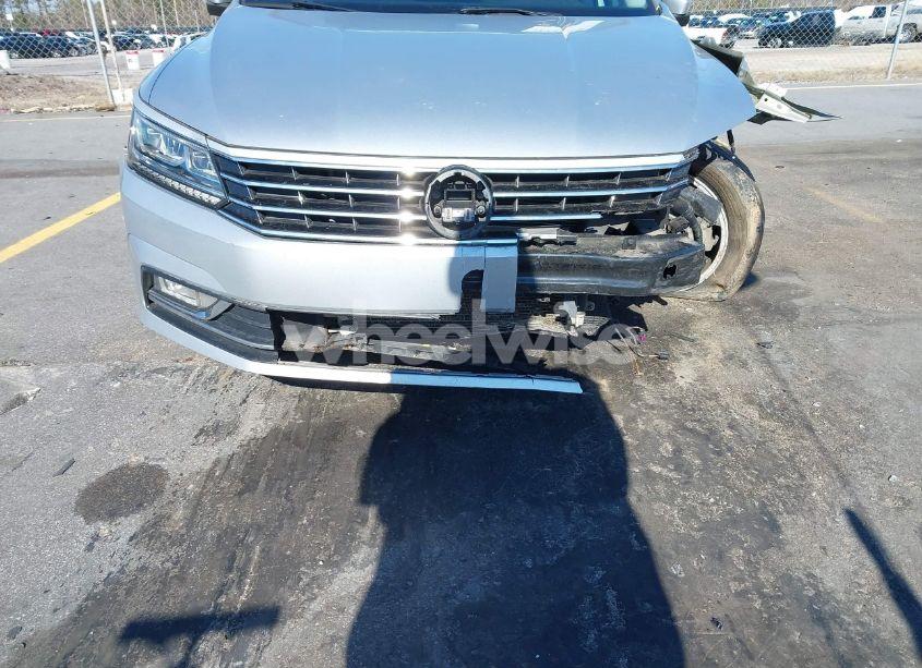 Photo 18 of 2017 Volkswagen Passat 1.8T SE (VIN 1VWBT7A39HC027965)