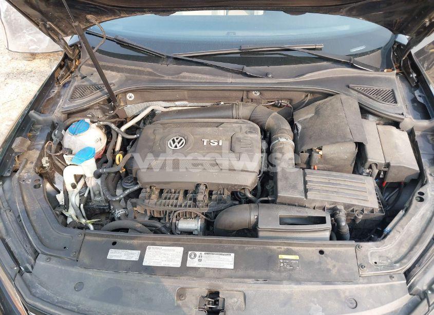 Photo 10 of 2017 Volkswagen Passat 1.8T SE (VIN 1VWBT7A39HC032213)