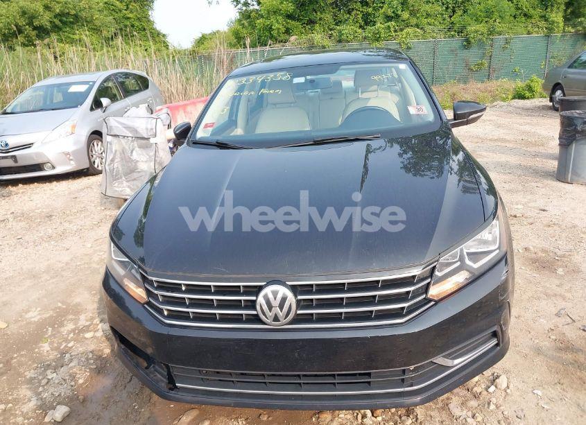 Photo 12 of 2017 Volkswagen Passat 1.8T SE (VIN 1VWBT7A39HC032213)