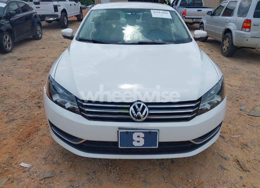 Photo 12 of 2014 Volkswagen Passat 1.8T SE/1.8T SPORT (VIN 1VWBT7A3XEC042650)