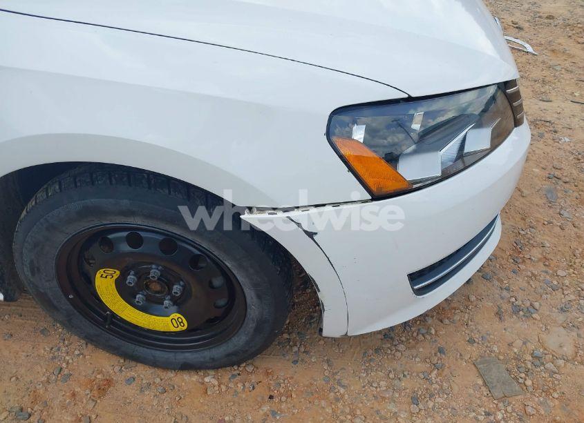 Photo 6 of 2014 Volkswagen Passat 1.8T SE/1.8T SPORT (VIN 1VWBT7A3XEC042650)