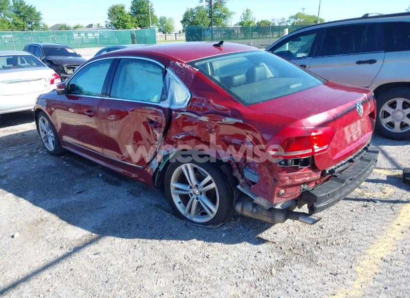 Photo 3 of 2015 Volkswagen Passat 1.8T SE (VIN 1VWBT7A3XFC066237)