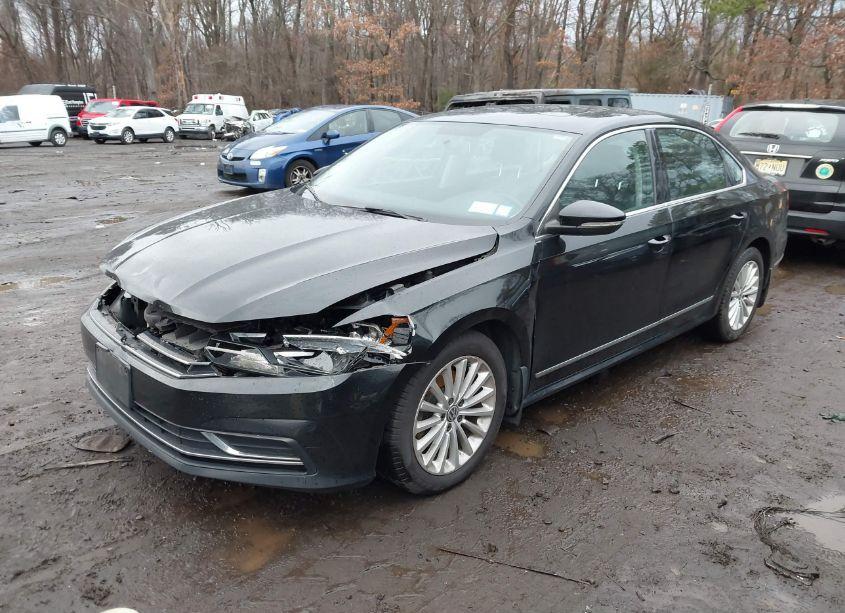 Photo 2 of 2016 Volkswagen Passat 1.8T SE (VIN 1VWBT7A3XGC008954)