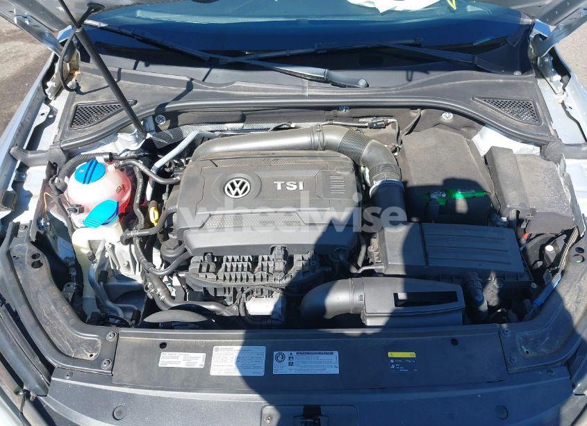 Photo 10 of 2016 Volkswagen Passat 1.8T SE (VIN 1VWBT7A3XGC048208)