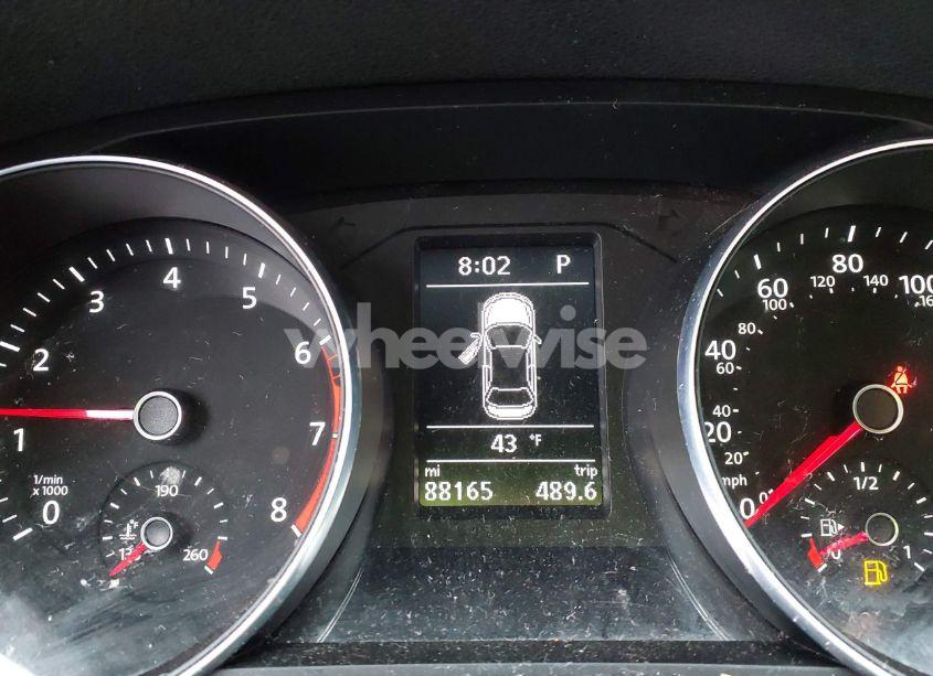 Photo 15 of 2016 Volkswagen Passat 1.8T SE (VIN 1VWBT7A3XGC055174)