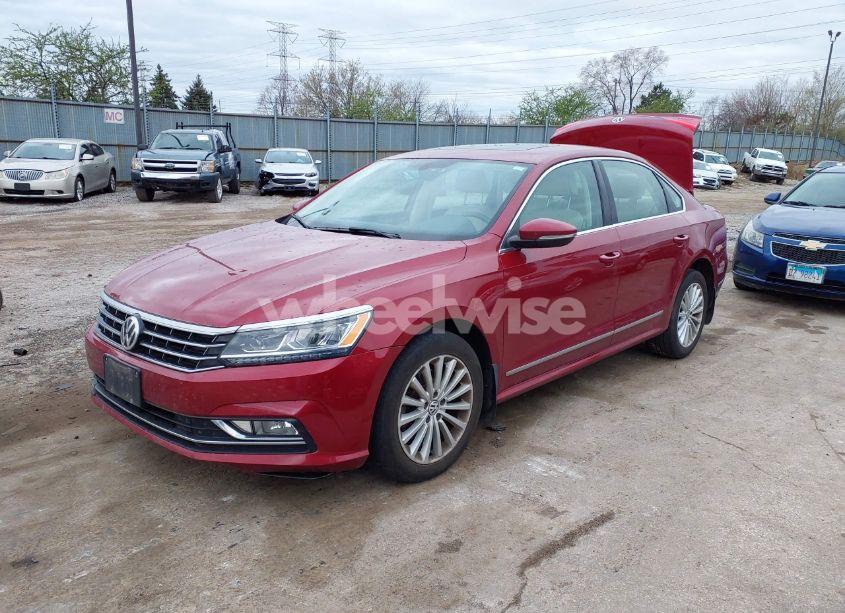 Photo 2 of 2016 Volkswagen Passat 1.8T SE (VIN 1VWBT7A3XGC055174)