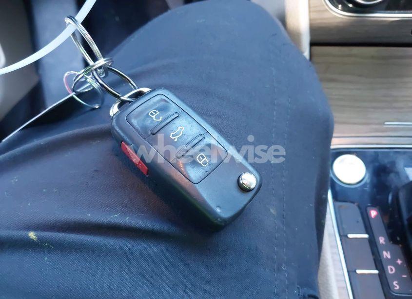 Photo 11 of 2017 Volkswagen Passat 1.8T SE (VIN 1VWBT7A3XHC003822)