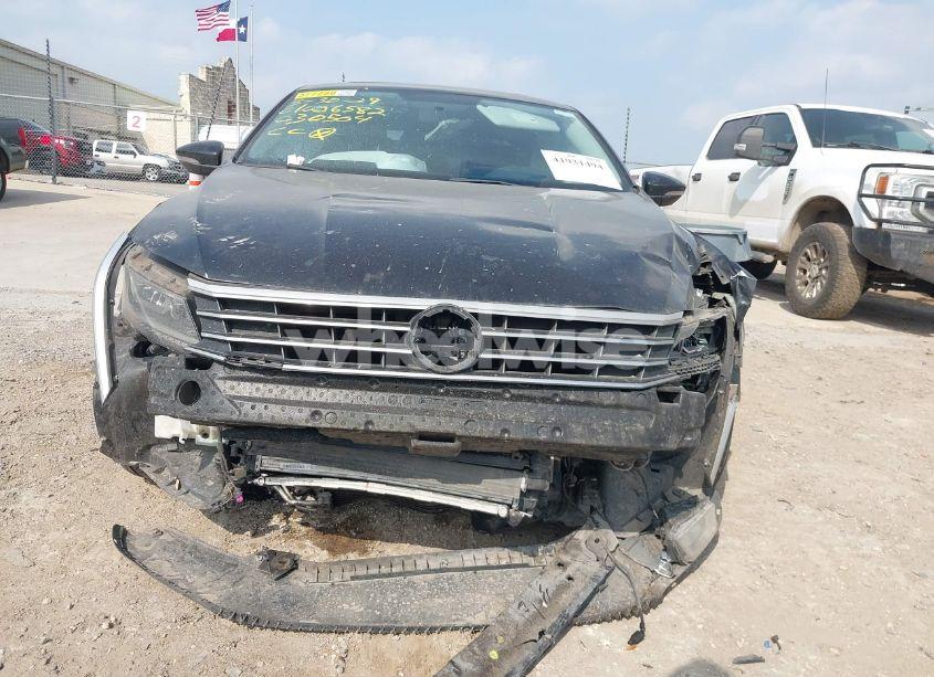 Photo 12 of 2017 Volkswagen Passat 1.8T SE (VIN 1VWBT7A3XHC030504)