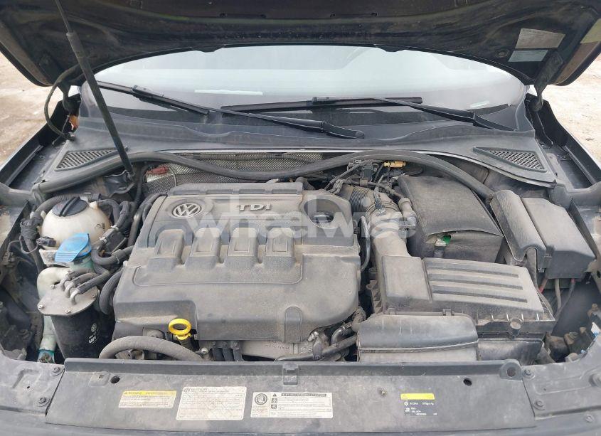 Photo 10 of 2015 Volkswagen Passat 2.0L TDI SE (VIN 1VWBV7A32FC034506)