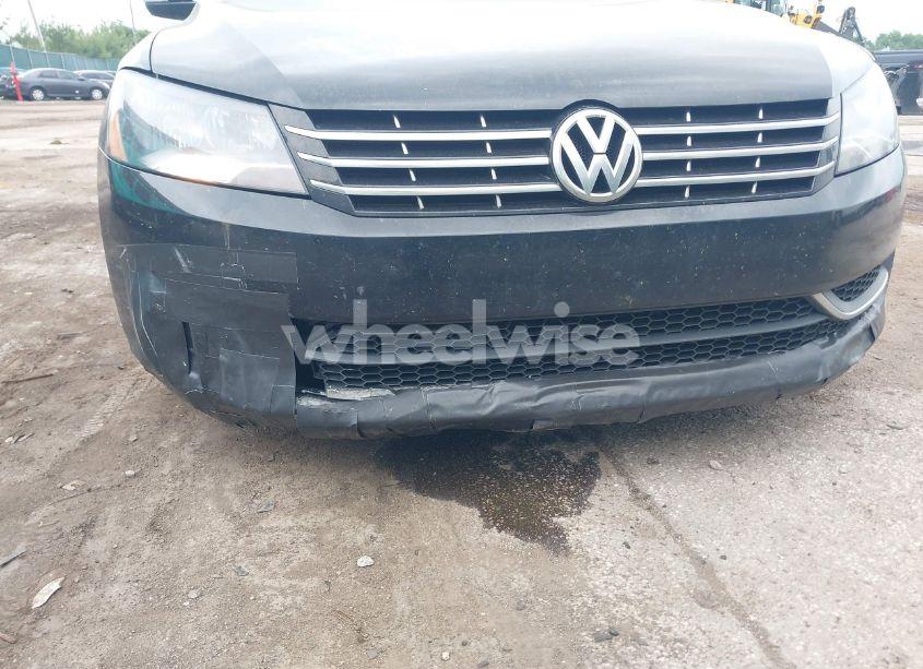 Photo 6 of 2015 Volkswagen Passat 2.0L TDI SE (VIN 1VWBV7A32FC034506)