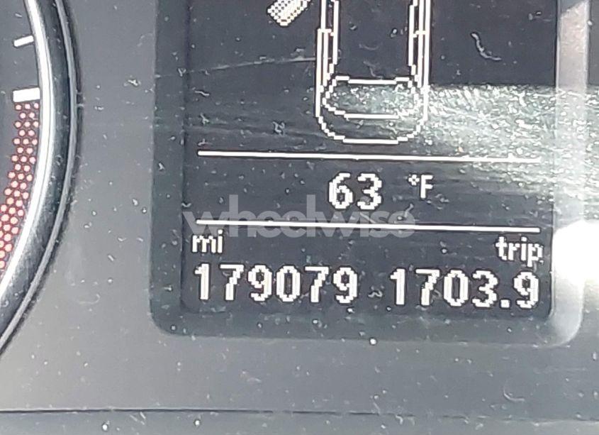 Photo 15 of 2015 Volkswagen Passat 2.0L TDI SE (VIN 1VWBV7A33FC056451)