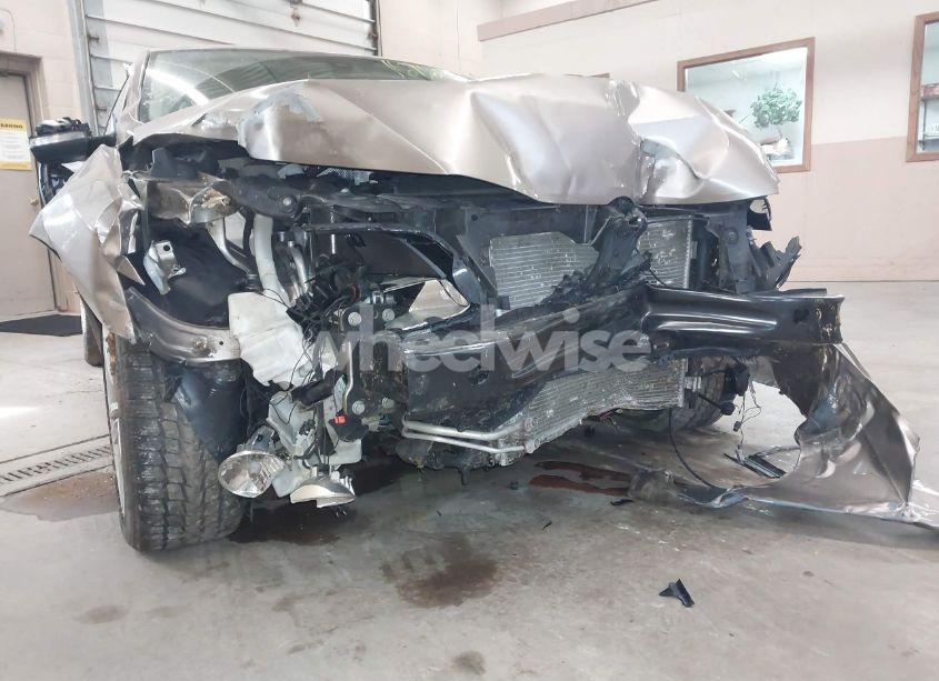 Photo 6 of 2015 Volkswagen Passat 2.0L TDI SE (VIN 1VWBV7A34FC069855)