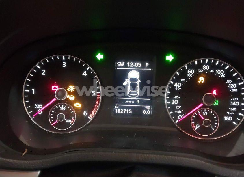 Photo 7 of 2015 Volkswagen Passat 2.0L TDI SE (VIN 1VWBV7A34FC069855)