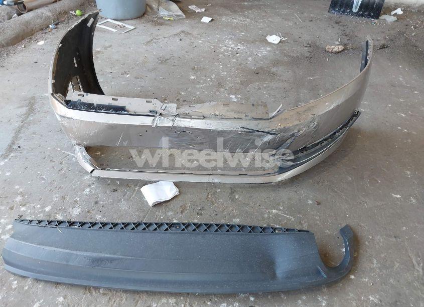 Photo 12 of 2015 Volkswagen Passat 2.0L TDI SE (VIN 1VWBV7A34FC073646)