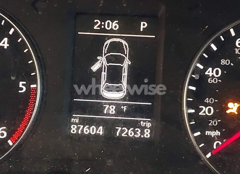 Photo 16 of 2015 Volkswagen Passat 2.0L TDI SE (VIN 1VWBV7A34FC073646)