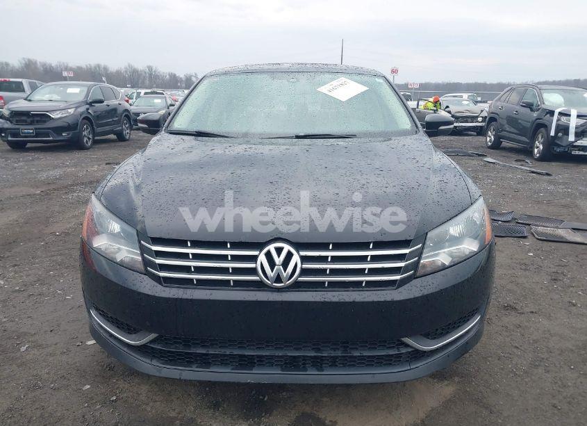 Photo 12 of 2015 Volkswagen Passat 2.0L TDI SE (VIN 1VWBV7A34FC084890)