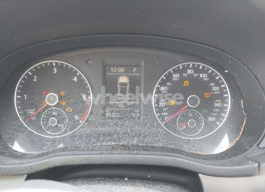 Photo 7 of 2015 Volkswagen Passat 2.0L TDI SE (VIN 1VWBV7A34FC085960)