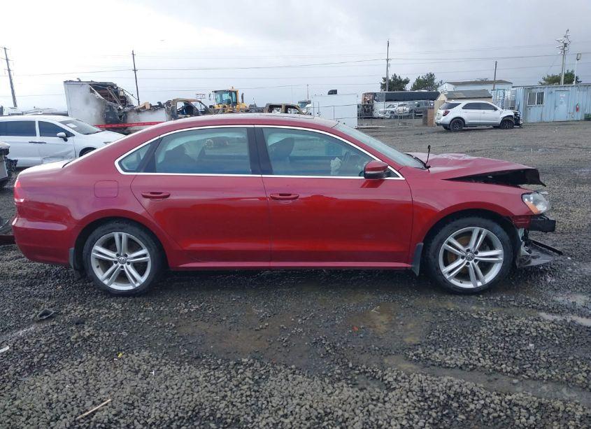 Photo 13 of 2015 Volkswagen Passat 2.0L TDI SE (VIN 1VWBV7A35FC013987)