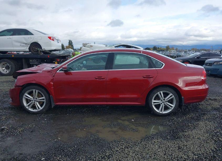 Photo 14 of 2015 Volkswagen Passat 2.0L TDI SE (VIN 1VWBV7A35FC013987)