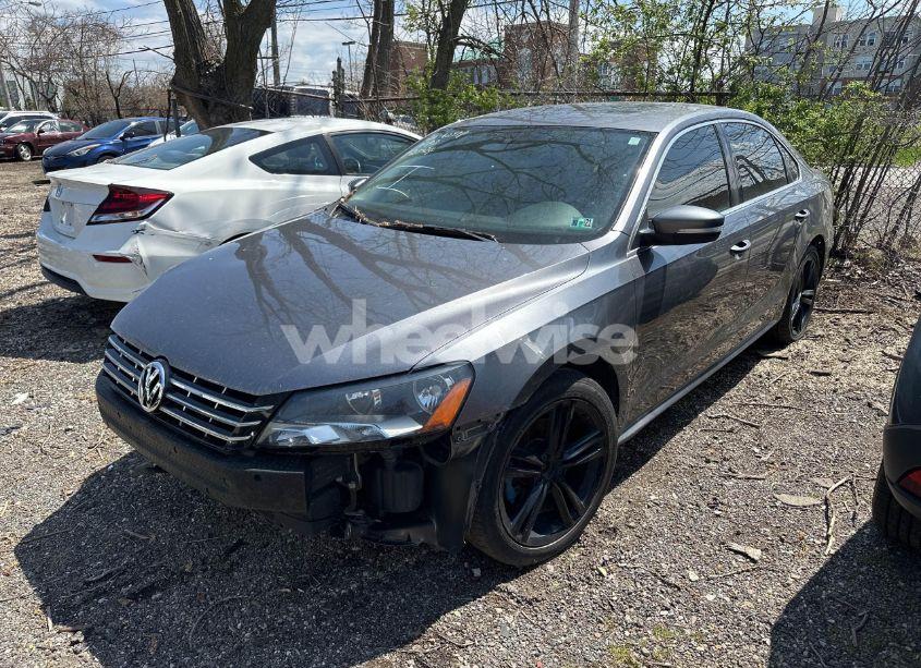 Photo 2 of 2015 Volkswagen Passat 2.0L TDI SE (VIN 1VWBV7A38FC025826)