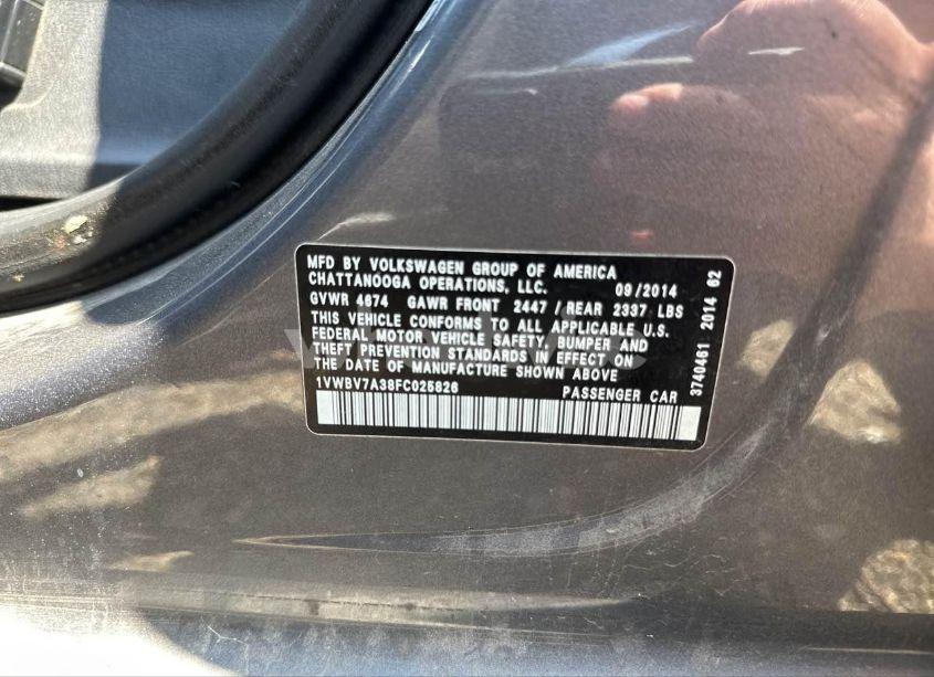 Photo 9 of 2015 Volkswagen Passat 2.0L TDI SE (VIN 1VWBV7A38FC025826)