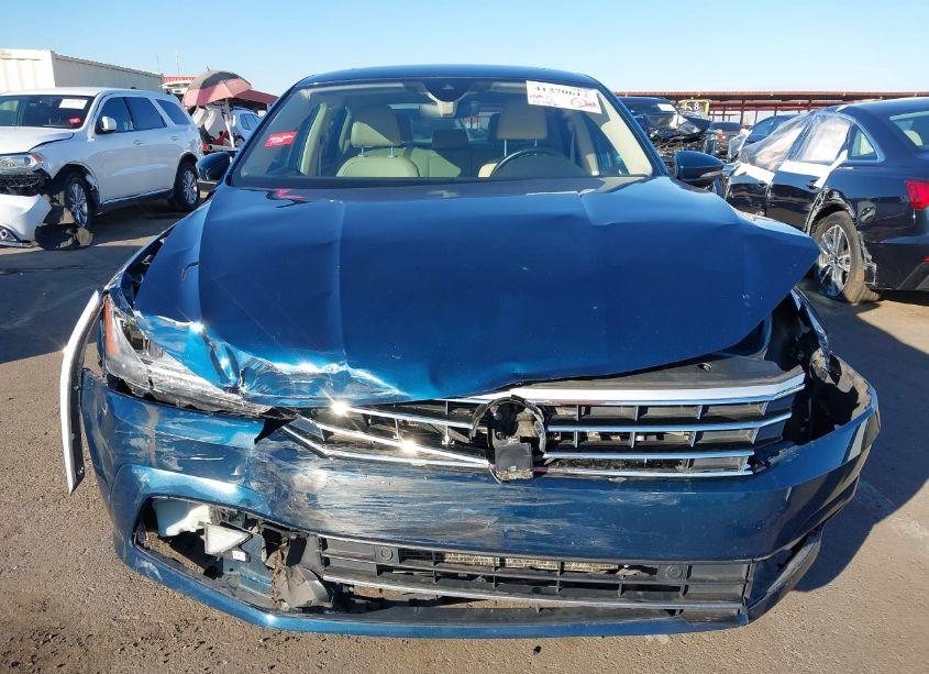 Photo 13 of 2018 Volkswagen Passat 2.0T SEL PREMIUM (VIN 1VWCA7A30JC012786)