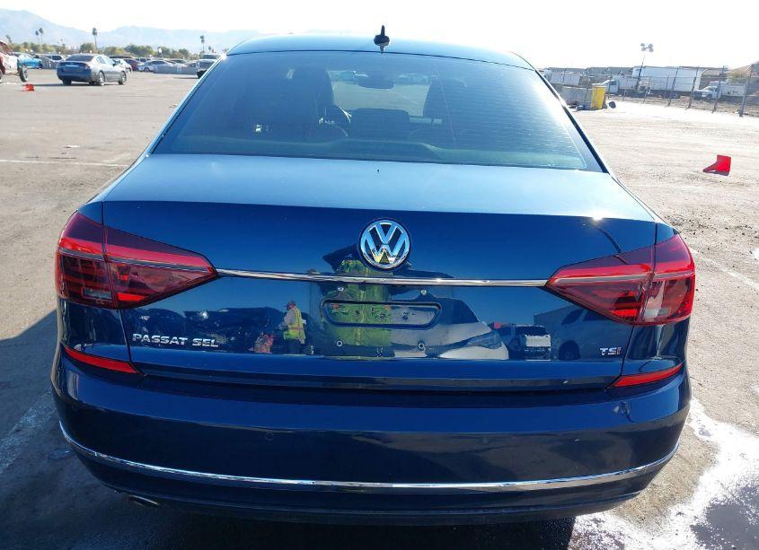 Photo 17 of 2018 Volkswagen Passat 2.0T SEL PREMIUM (VIN 1VWCA7A30JC012786)