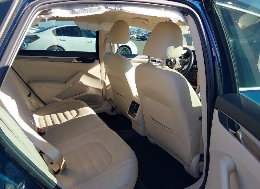 Photo 8 of 2018 Volkswagen Passat 2.0T SEL PREMIUM (VIN 1VWCA7A30JC012786)