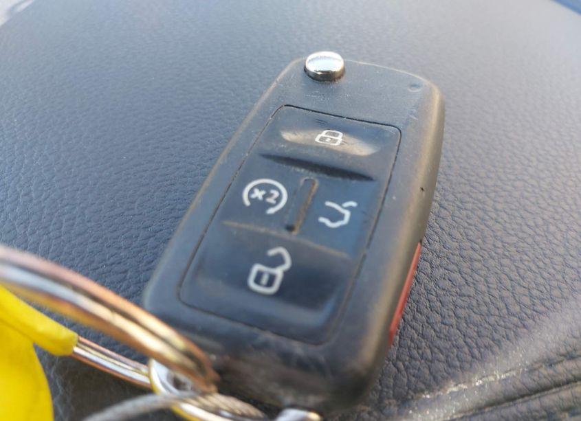 Photo 11 of 2020 Volkswagen Passat 2.0T SEL (VIN 1VWCA7A32LC003865)