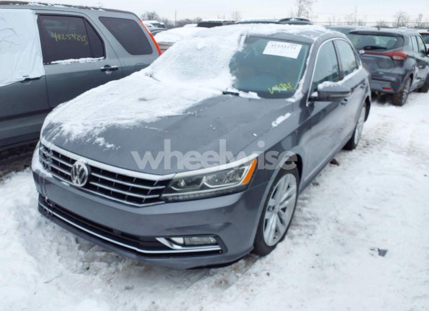 Photo 2 of 2018 Volkswagen Passat 2.0T SEL PREMIUM (VIN 1VWCA7A33JC006058)