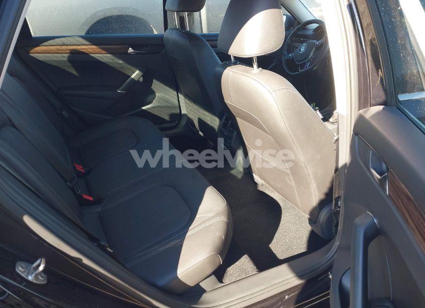 Photo 8 of 2020 Volkswagen Passat 2.0T SEL (VIN 1VWCA7A35LC012673)