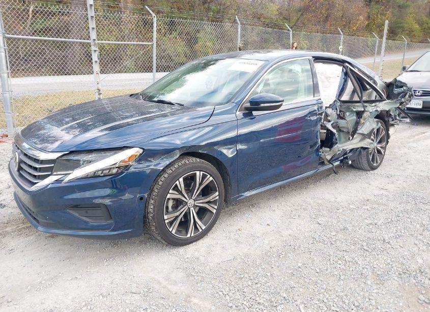 Photo 2 of 2020 Volkswagen Passat 2.0T SEL (VIN 1VWCA7A35LC020272)