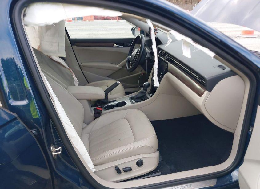 Photo 5 of 2020 Volkswagen Passat 2.0T SEL (VIN 1VWCA7A35LC020272)