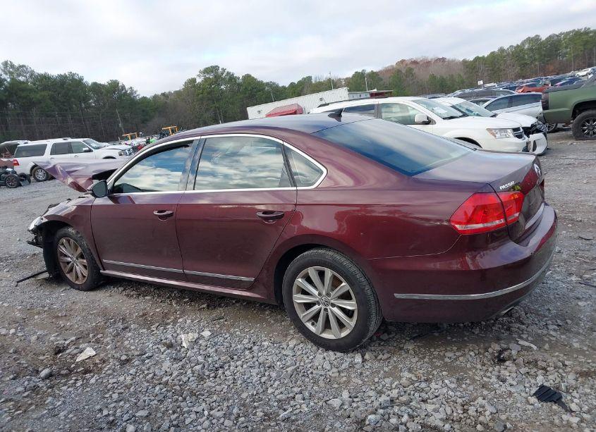 Photo 14 of 2012 Volkswagen Passat 2.5L SEL (VIN 1VWCH7A30CC044829)