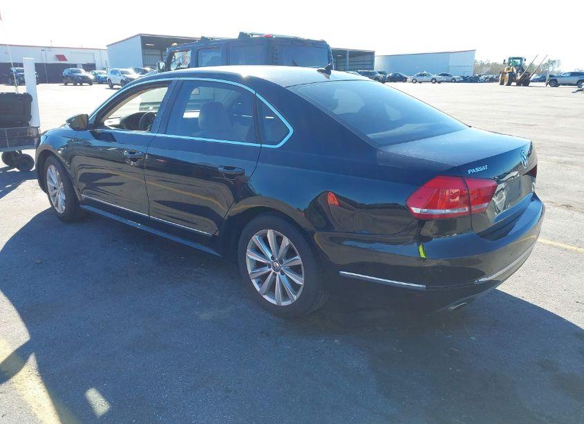 Photo 3 of 2012 Volkswagen Passat 2.5L SEL (VIN 1VWCH7A31CC026047)