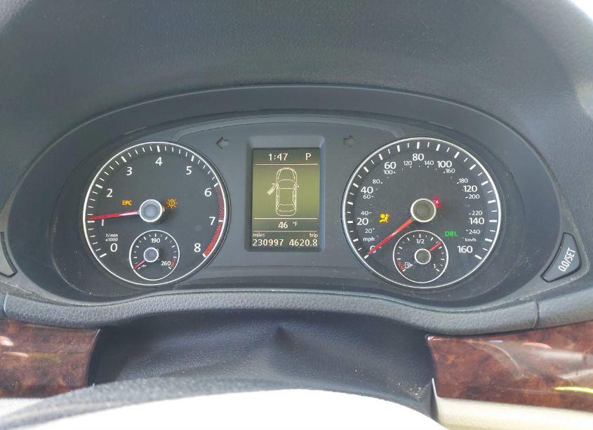 Photo 7 of 2012 Volkswagen Passat 2.5L SEL (VIN 1VWCH7A31CC026047)