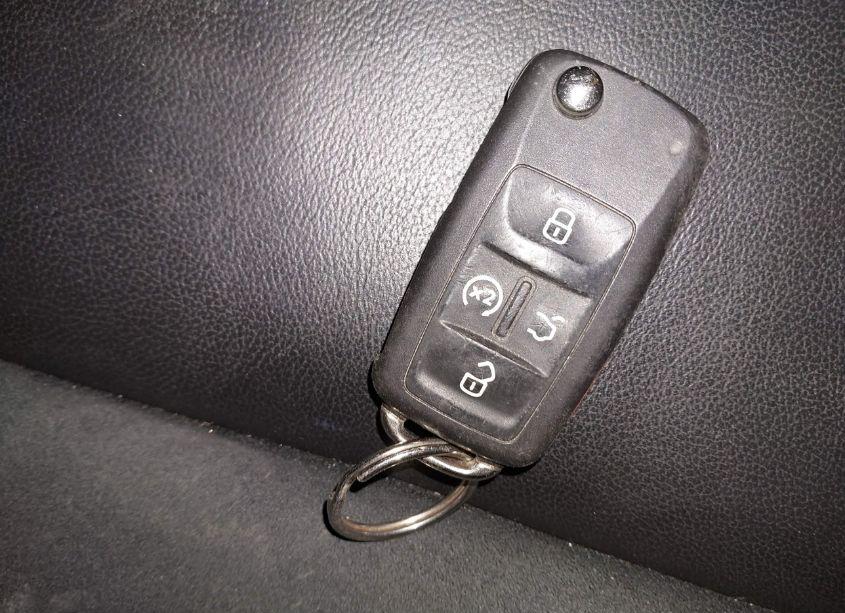 Photo 11 of 2013 Volkswagen Passat SEL (VIN 1VWCH7A31DC048681)