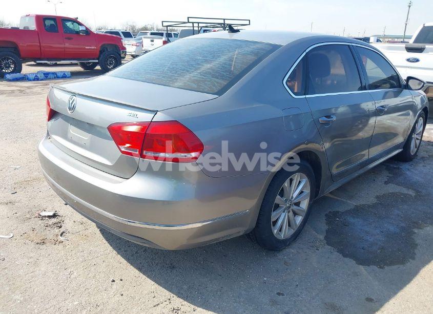 Photo 4 of 2012 Volkswagen Passat 2.5L SEL PREMIUM (VIN 1VWCH7A32CC003960)