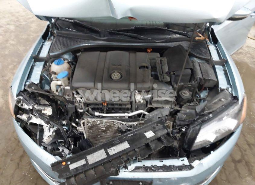 Photo 10 of 2012 Volkswagen Passat 2.5L SEL (VIN 1VWCH7A32CC058490)
