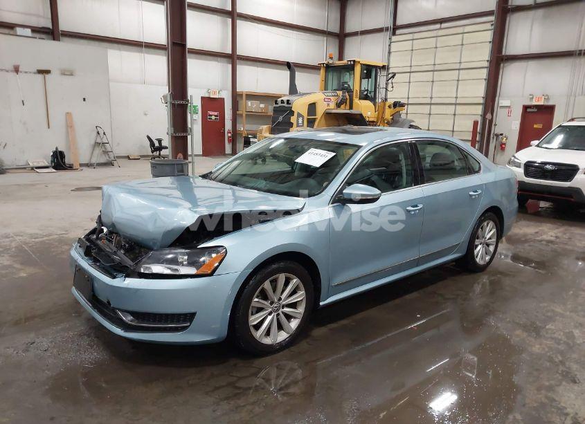 Photo 2 of 2012 Volkswagen Passat 2.5L SEL (VIN 1VWCH7A32CC058490)
