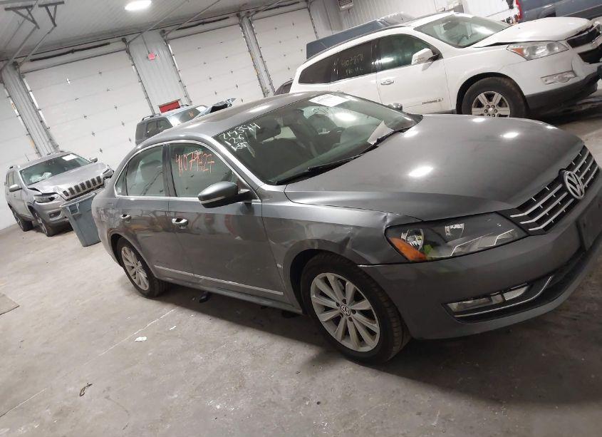 Photo 13 of 2012 Volkswagen Passat 2.5L SEL PREMIUM (VIN 1VWCH7A34CC108094)