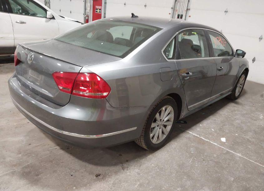 Photo 4 of 2012 Volkswagen Passat 2.5L SEL PREMIUM (VIN 1VWCH7A34CC108094)