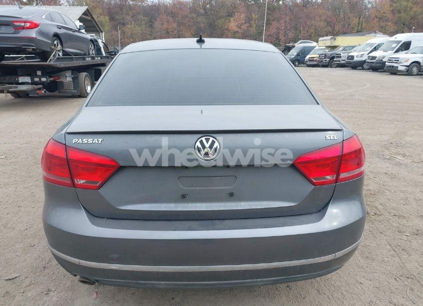 Photo 16 of 2013 Volkswagen Passat 2.5L SEL PREMIUM (VIN 1VWCH7A35DC039742)
