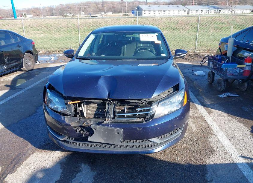Photo 13 of 2012 Volkswagen Passat 2.5L SEL (VIN 1VWCH7A37CC051633)