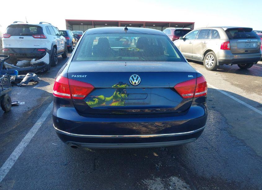 Photo 17 of 2012 Volkswagen Passat 2.5L SEL (VIN 1VWCH7A37CC051633)