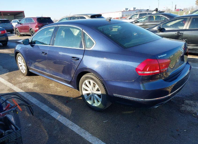 Photo 3 of 2012 Volkswagen Passat 2.5L SEL (VIN 1VWCH7A37CC051633)